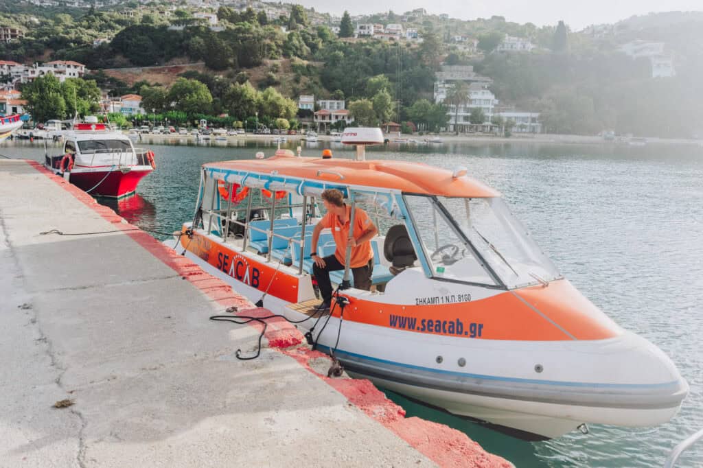 Sea cab ferry from Glossa to Skiathos