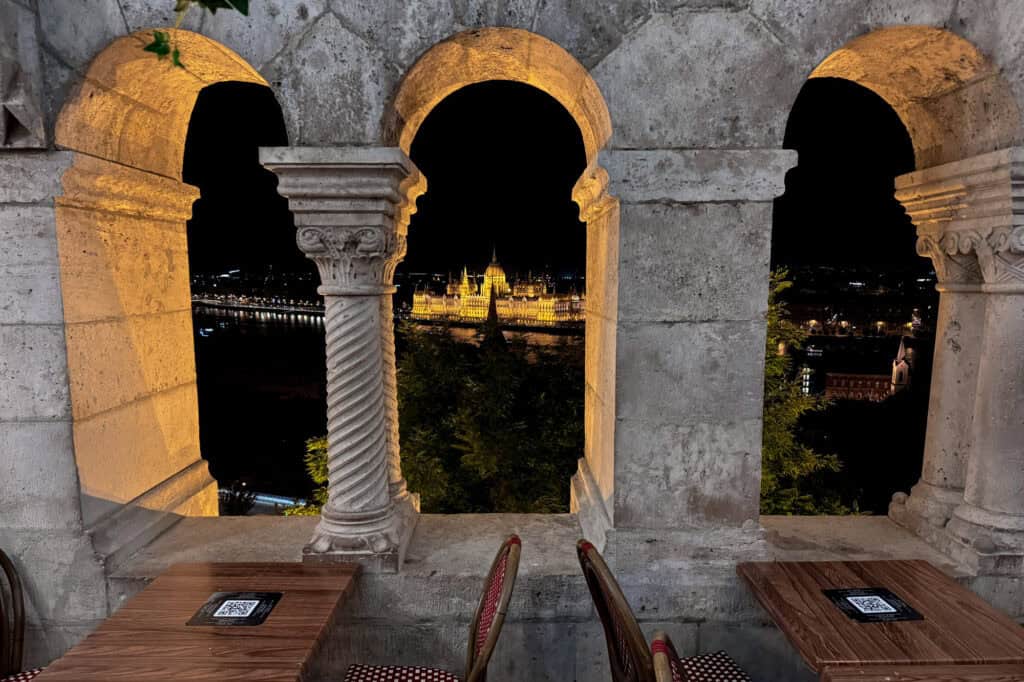 Fisherman's Bastion at night 