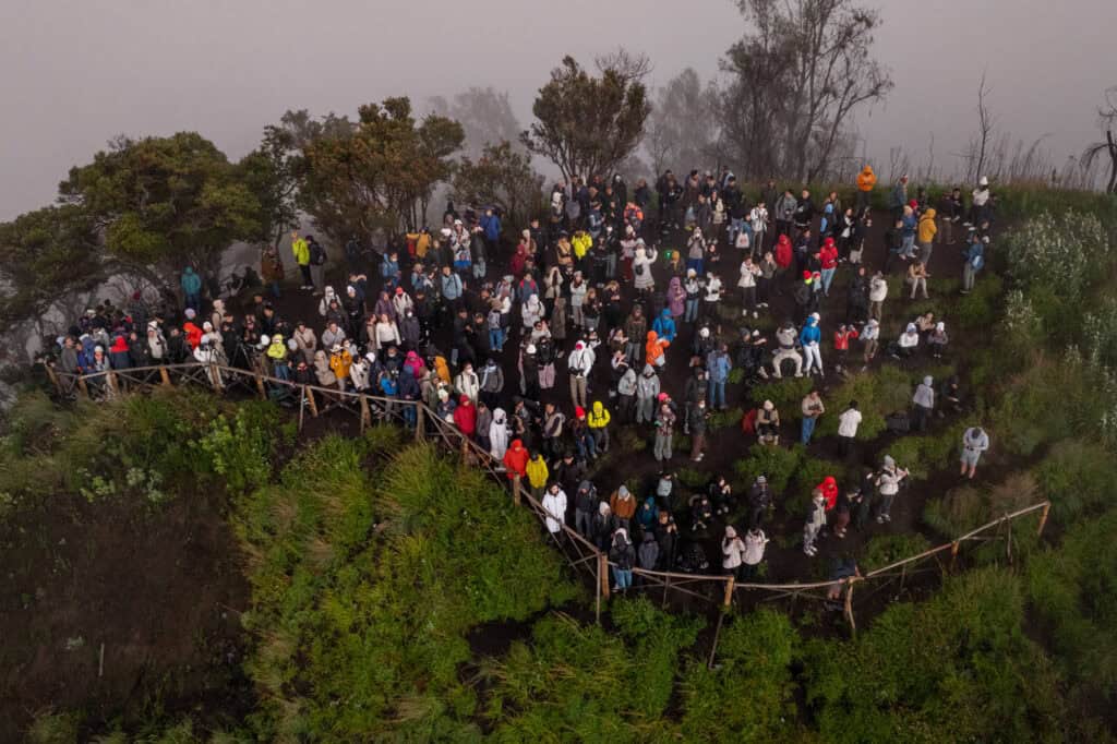 The crowd at a sunrise tour on Mount Bromo